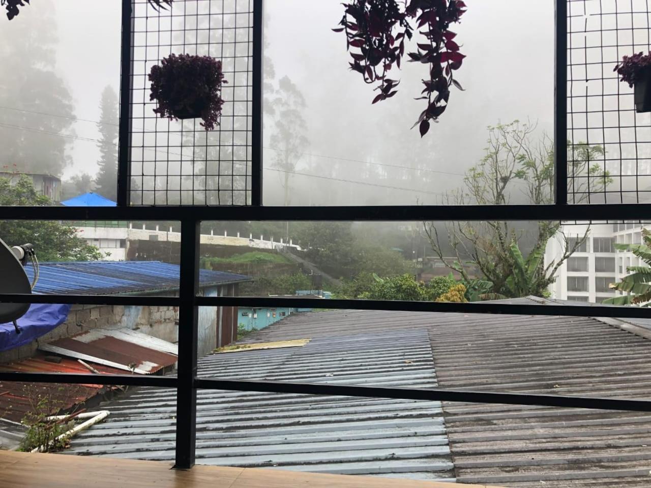 Birdwing Cottage, Munnar Exterior photo