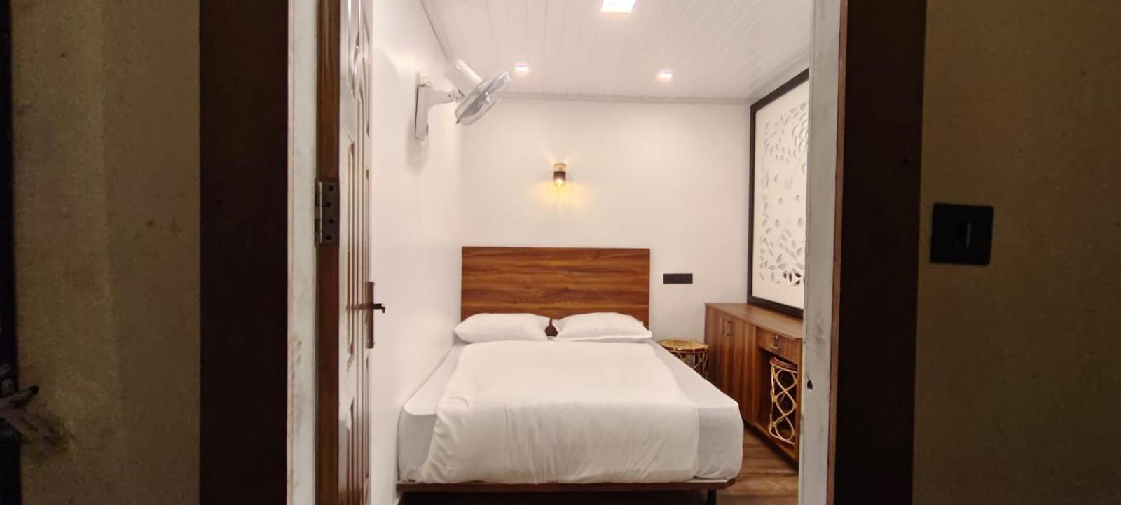 Birdwing Cottage, Munnar Exterior photo